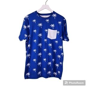 Galaxy by Harvic Graphic Shirt